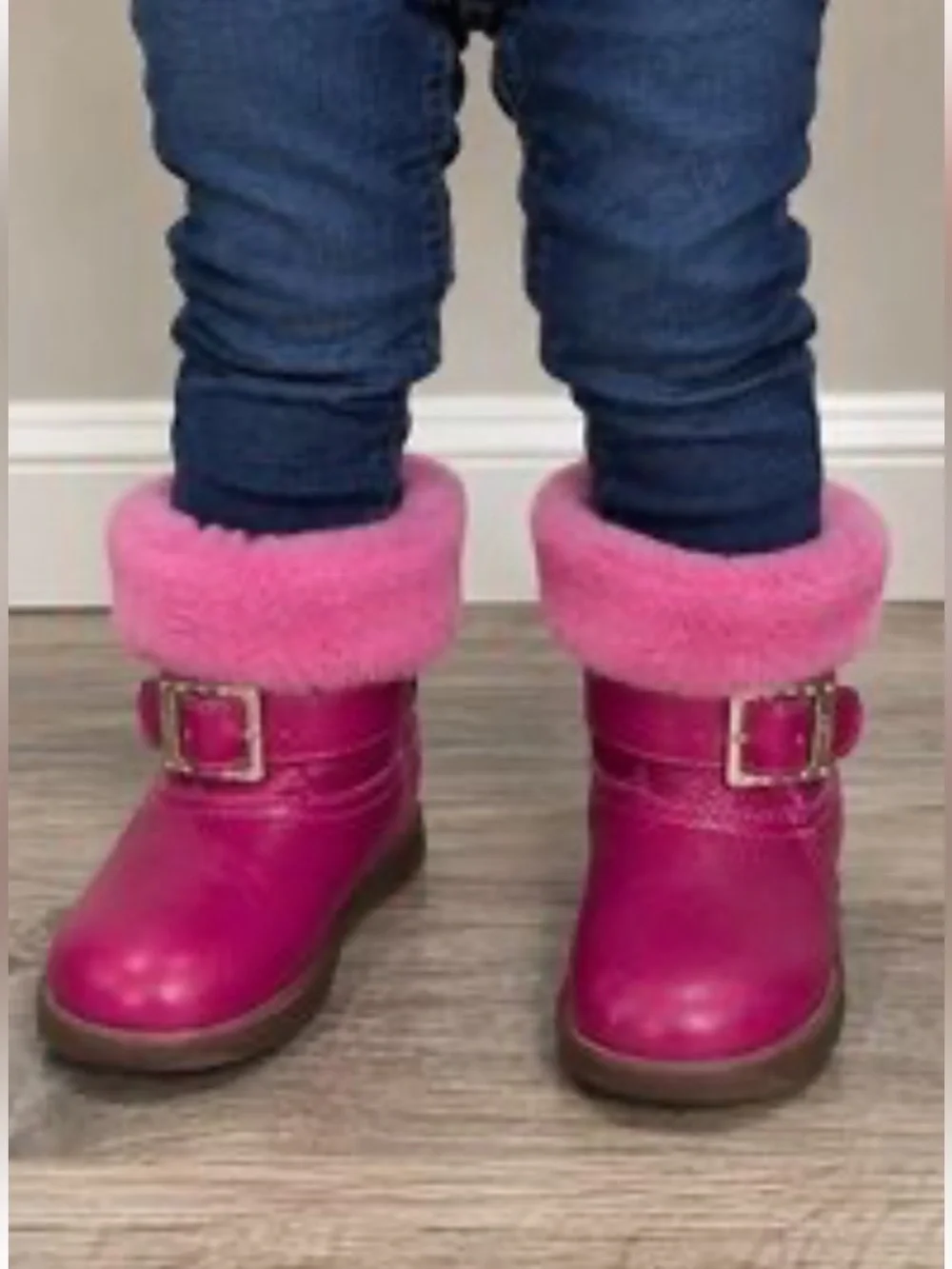 UGG Australia Gemma Patent Leather Magenta Boots Rhinestone Toddler Size 8.5